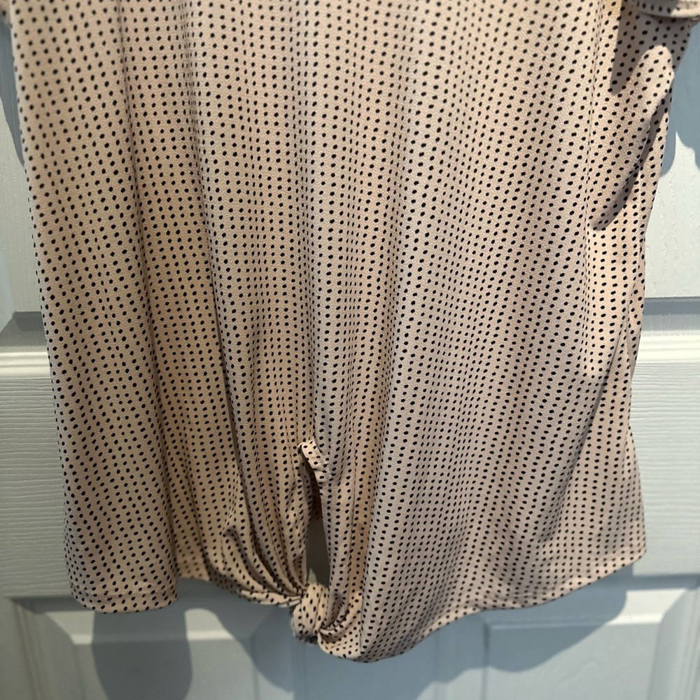 NWOT ADRIANNA PAPELL Womens Tulip Sleeve Blouse Shirt Top Size Medium RETAIL $59 - Picture 3 of 6